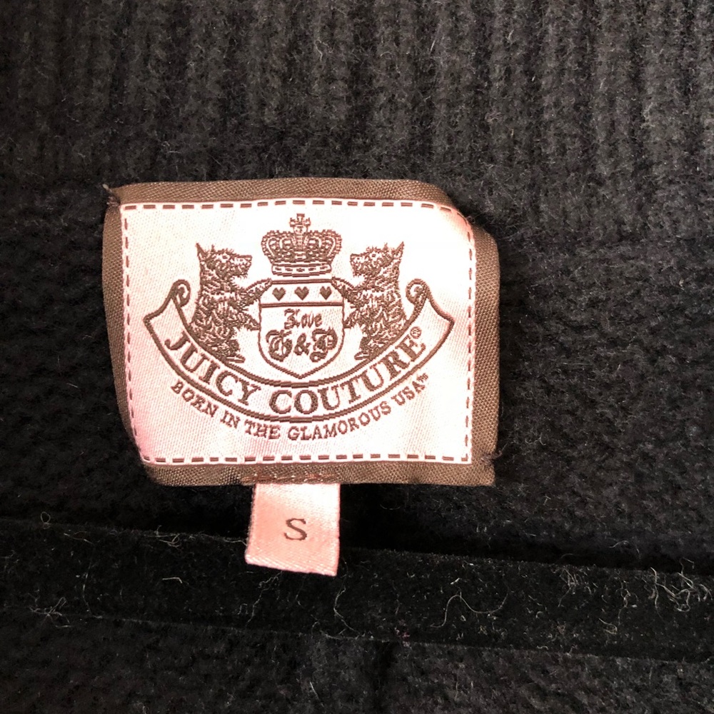 Sweater - Picture 4 of 4